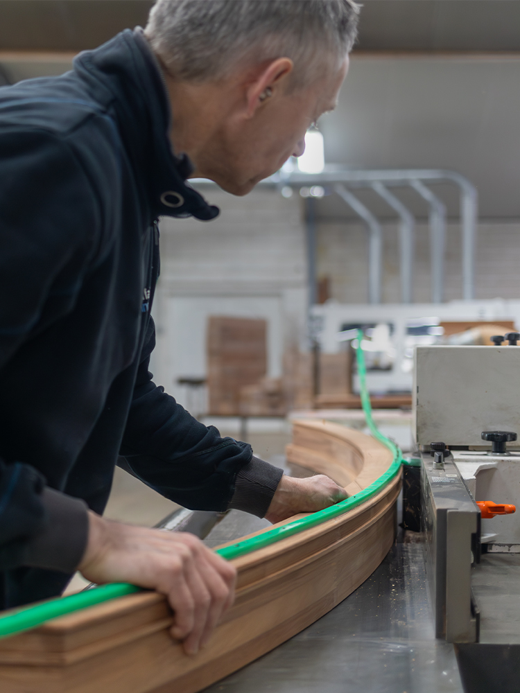 Wanneer kiest u voor maatwerk uit een timmerfabriek?